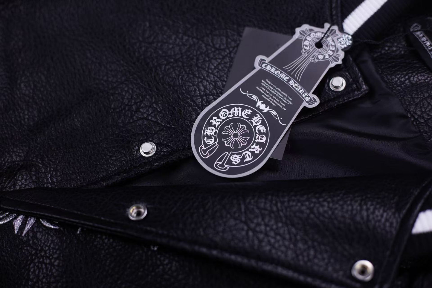 Embroidered Sleeve Varsity Jacket - Black Streetwear Coat 5577